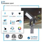 Flood Light With Outlet 150W IP65 5000K 19,500Lm with 100-277VAC (2)